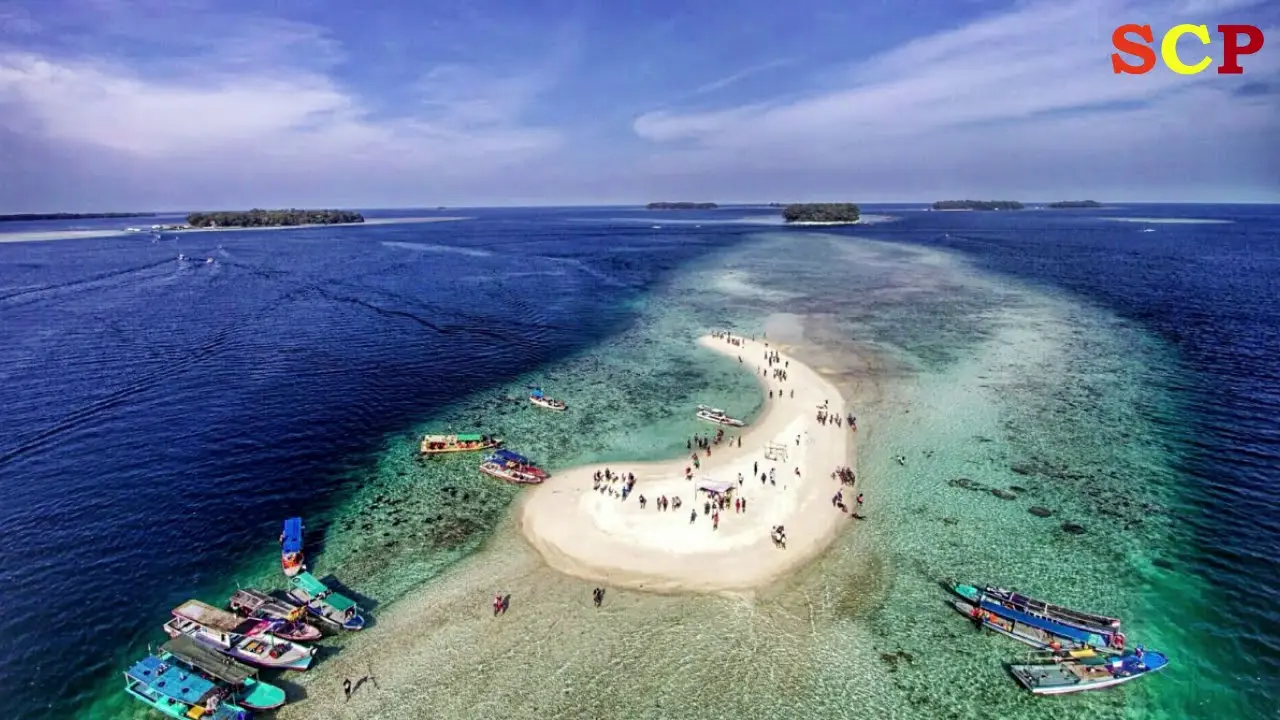 Wisata ke Pulau Seribu